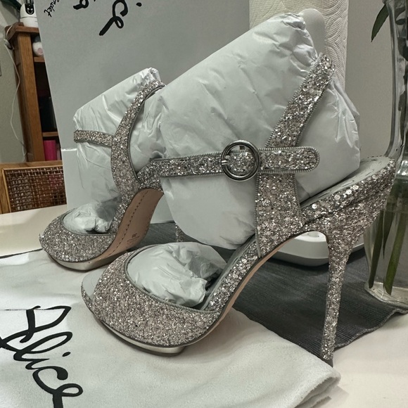 Alice + Olivia by Stacey Bendet - Picture 6 of 10